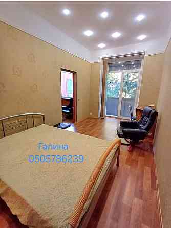 Продам 2-х комнатную " Сталинку" ЦЕНТР / Соборная Миколаїв