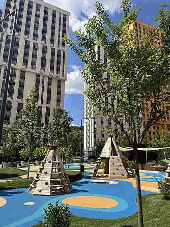 Продаж 1 кімнатноі квартири ЖК»Світлопарк»   Наддніпрянське шоссе 2Б Kyiv