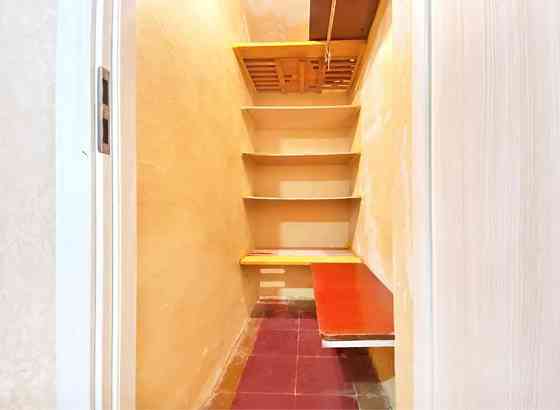 Продаж 1кім на 12 кварталі, чешка. Квартальна(Гладкова) Dnipro