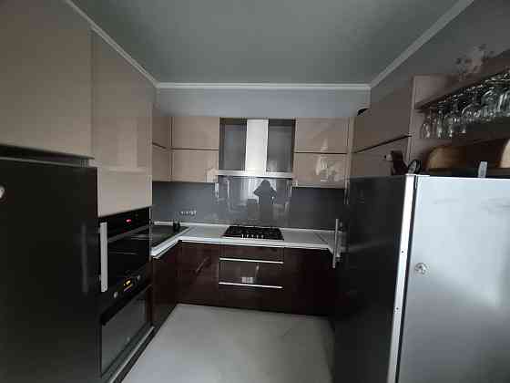 Здається будинок на довготривалу оренду. З побутовою технікою та мебля Ковель