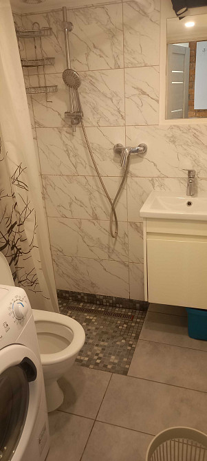 Стильна затишна 1 кімнатна студія в центрі Львова. Університет Львов - изображение 6