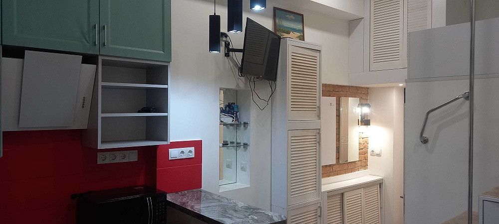 Стильна затишна 1 кімнатна студія в центрі Львова. Університет Львов - изображение 1