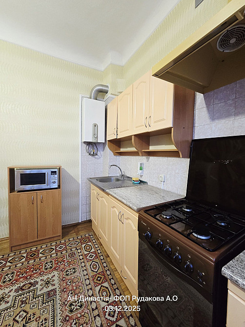 3х кімнатна. Гаряча вода та опалення постійно. Є сховище Белая Церковь - изображение 8