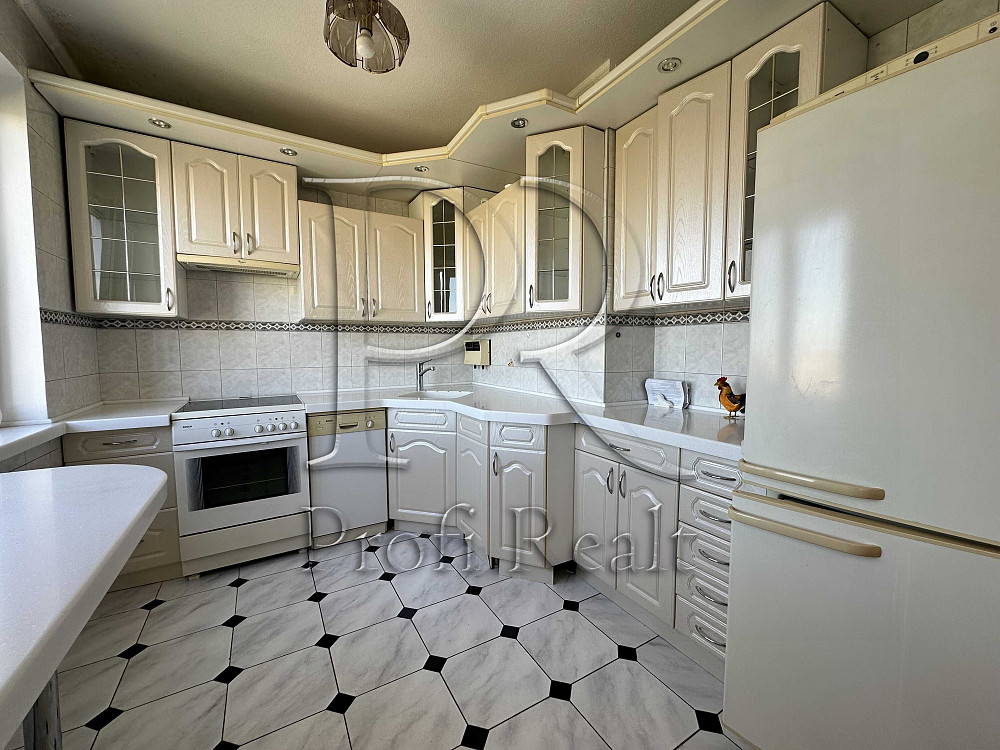 Оренда 3 кімн. квартири вул. Архітектора Ніколаєва 5, Троєщина Kyiv - photo 2