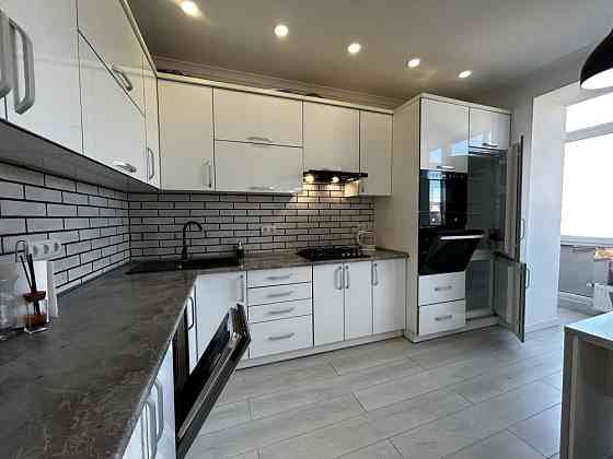 Комфортна 2-кімнатна квартира в центральному районі Ивано-Франковск