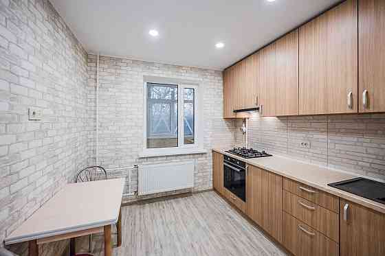 Без комісії! Продаж 1-кімнатної, Борщагівка, вул.Героїв Космосу,19в Київ