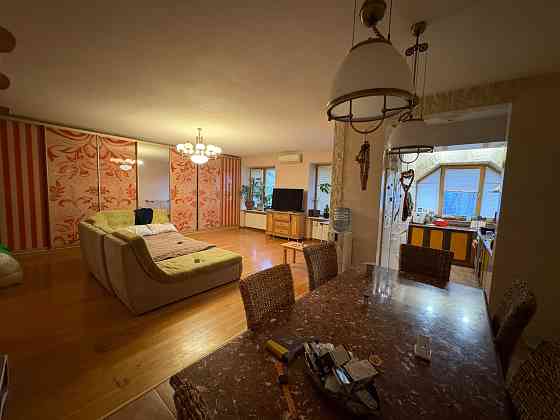 Продам 3-х, кімнатну квартиру, вул. Д.Багалія 4 Київ