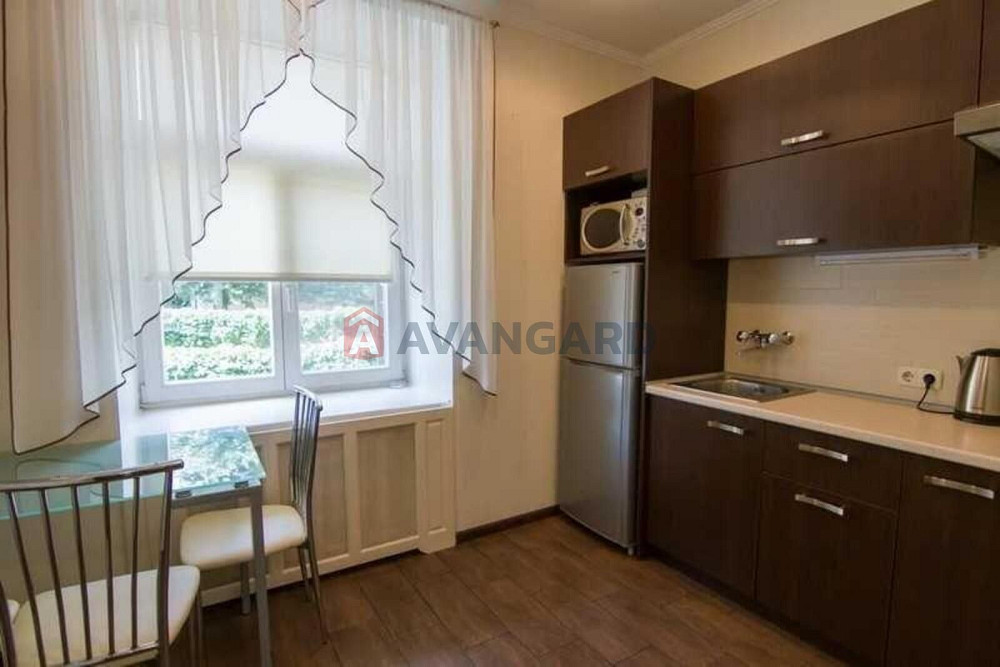 Коновальця 7-9.Печерськ,Палац України Київ - зображення 3