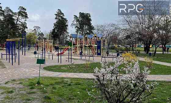 Продається 3к. квартира по вул. Братиславська, 4. Київ