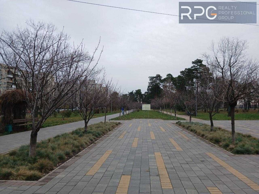 Продається 3к. квартира по вул. Братиславська, 4. Київ - зображення 1