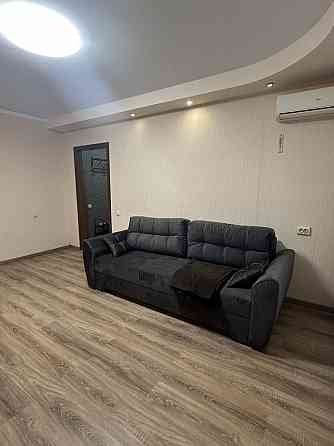 Сдам 2х комнатную квартру на левом берегу,1мкр, Варус Kam`ianske (Zaporizka obl.)