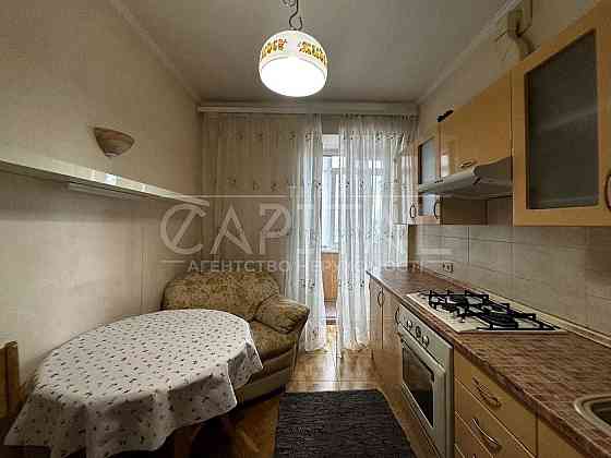 З ГАЗОМ 2-кімнатна Гоголівська Золоті Ворота Посольство Шевченківський Kyiv