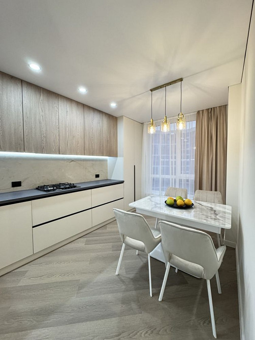 Продам шикарну 2 кім квартиру+відпочинкова у престижному ЖК, центр Ивано-Франковск - изображение 2