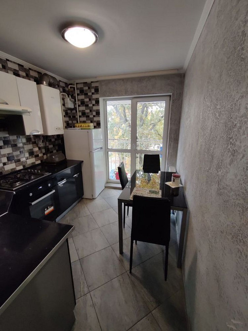 Продаю квартиру БІЛЯ Версаль Парку з РЕМОНТОМ. Газове опалення Ірпінь - зображення 4