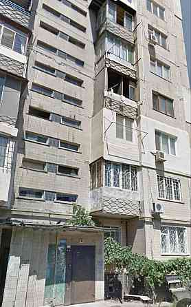 Простора квартира в будинку біля Кримського парку р 17 Одеса