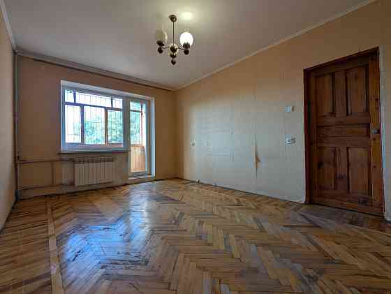 Продам без комісії 2кімнатну квартиру в районі Осіпенковського ринку Солнечное