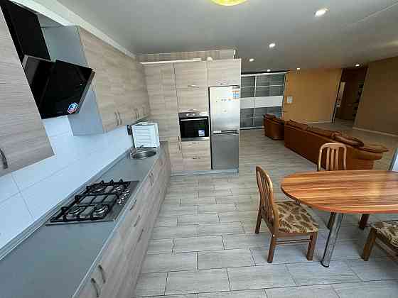 3 Кімнатна Студія в Центральній Частині Міста з Паркінгом Poltava