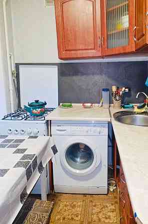 СДАМ !!! ХОРОШЕНЬКУЮ 1км., 30/16/8, на Харьковском Шоссе 21/1. ГАЗ. Kyiv