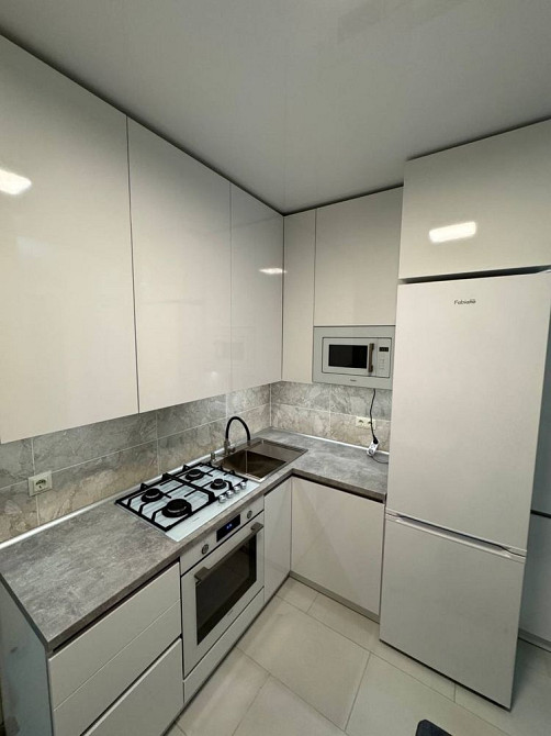 ОРЕНДА ЖK Леополь Таун 1-кім квартира вул Стрийська р-н ТРЦ King Cross Львов - изображение 1