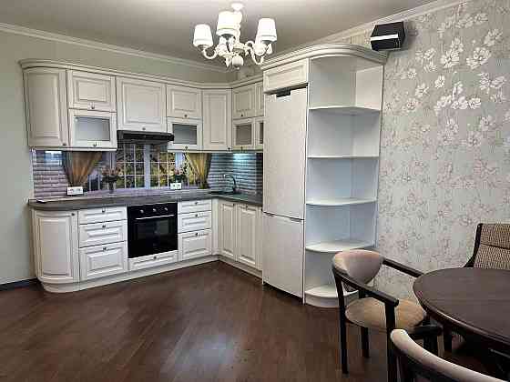 Здам в оренду однокімнатну квартиру Драгоманова 40, Позняки Київ