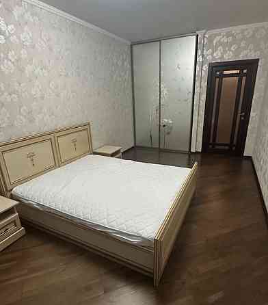 Здам в оренду однокімнатну квартиру Драгоманова 40, Позняки Київ