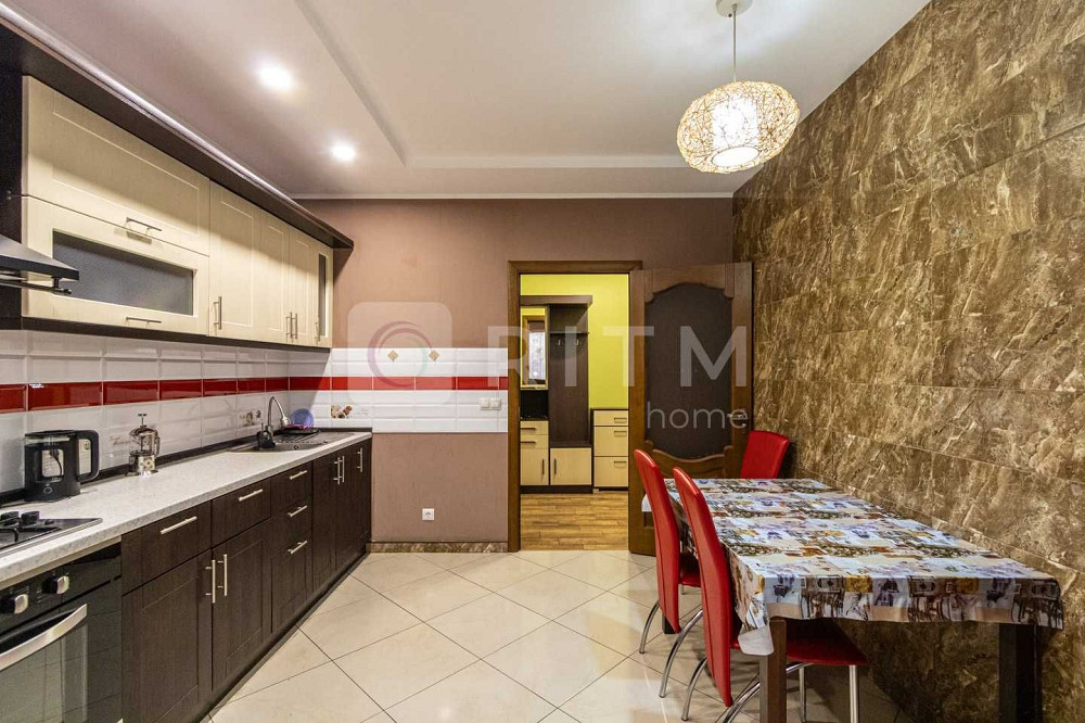 Здається в оренду квартира з меблями і технікою в центрі міста Ивано-Франковск - изображение 4