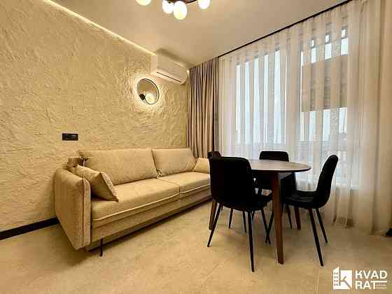 Укомплектована видова двокімнатна квартира біля озера. 7 поверх Ивано-Франковск