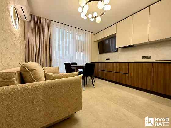 Укомплектована видова двокімнатна квартира біля озера. 7 поверх Ивано-Франковск