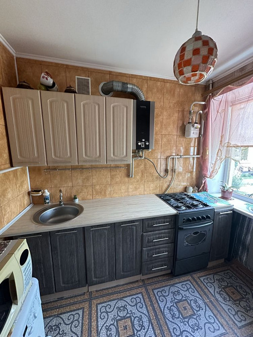 Квартира 1-кімнатна з меблями район каштани Яготин - зображення 1