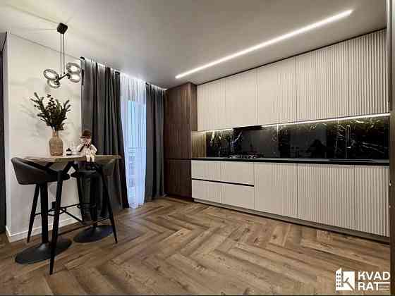 Шикарна двокімнатна + кухня-студія з ремонтом в ЖК Family Plaza! 6 пов Івано-Франківськ