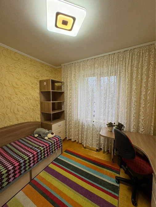 Продаж 3 кімнатної квартири на Коновальця в хорошому житловому стані Рівне - зображення 6