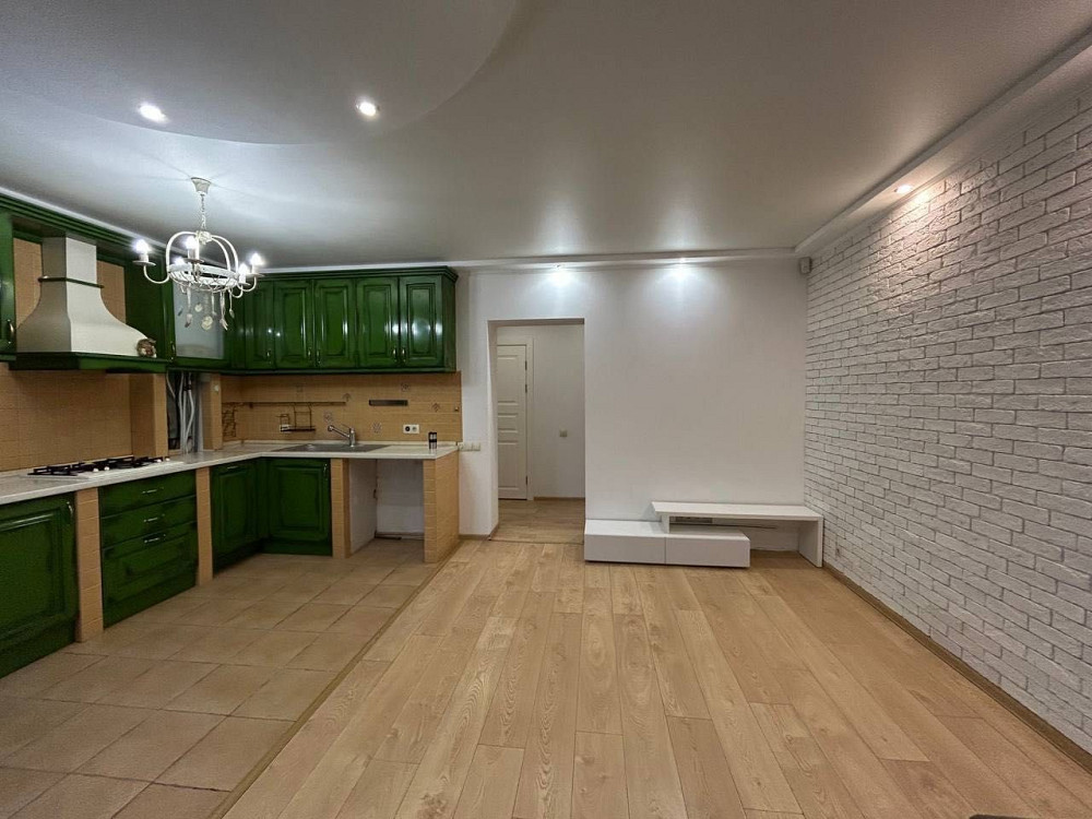 Велика євро 3 кімнатна квартира  ГАЗ. Податки 2% Держпрограми Ірпінь - зображення 6