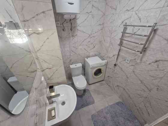 10ст.Б.Фонтана Сдам студийку  возле моря жк Платинум Одеса