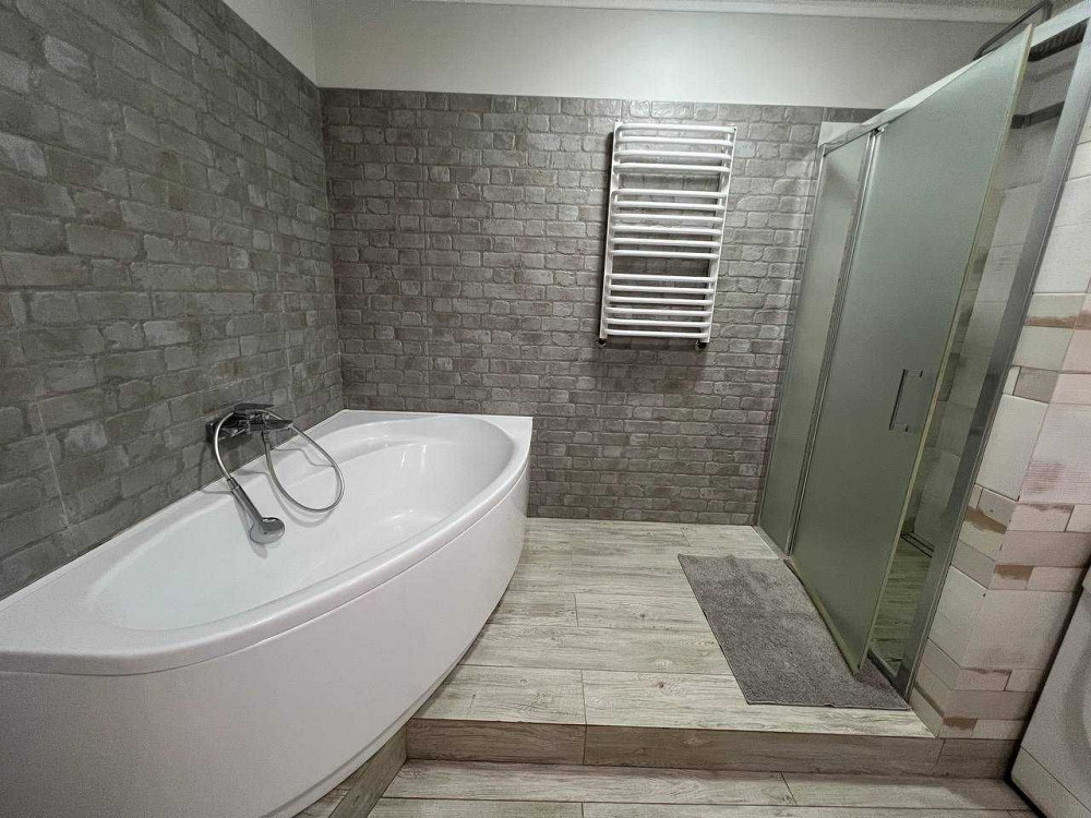 Оренда 2к квартира в центрі новобудова Хмельницький - зображення 1