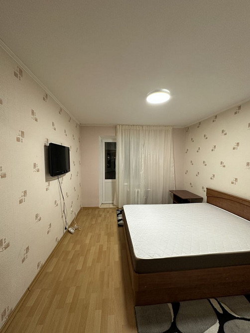 Оренда 2к 70м2 Оноре де Бальзака 6 Троєщина Київ - зображення 2