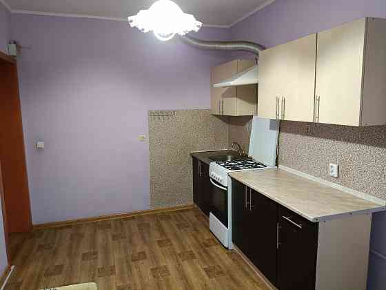 Сдам 2-ком квартиру г. Буча ул. Институтская, паркоместо, подвал Буча