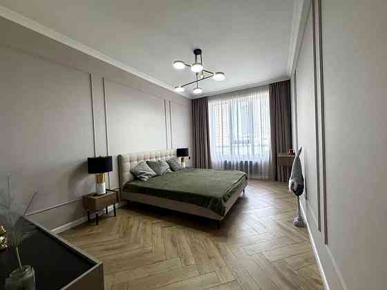 Опенда Квартири | Палац України | 60м2 | 10 поверх Київ