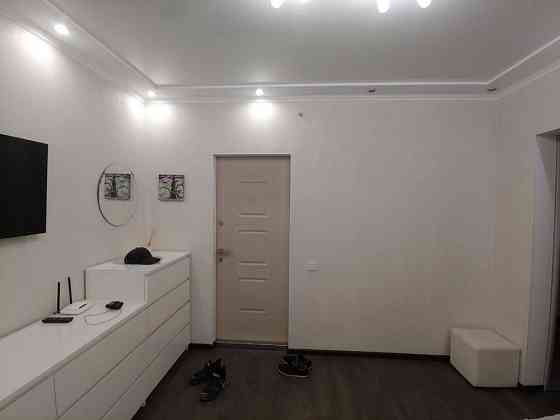 Оренда 2-кімнатної квартири 74 кв.м..Вул. Білицька, 18 Київ