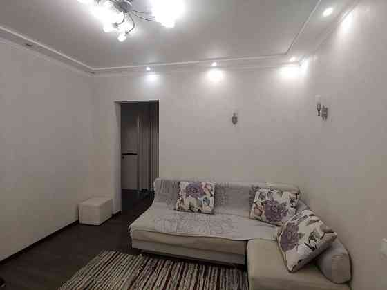 Оренда 2-кімнатної квартири 74 кв.м..Вул. Білицька, 18 Київ