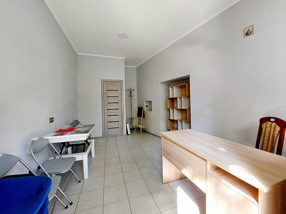 продаж квартири Львів, вул. Хмельницького (центр). Львов - изображение 2