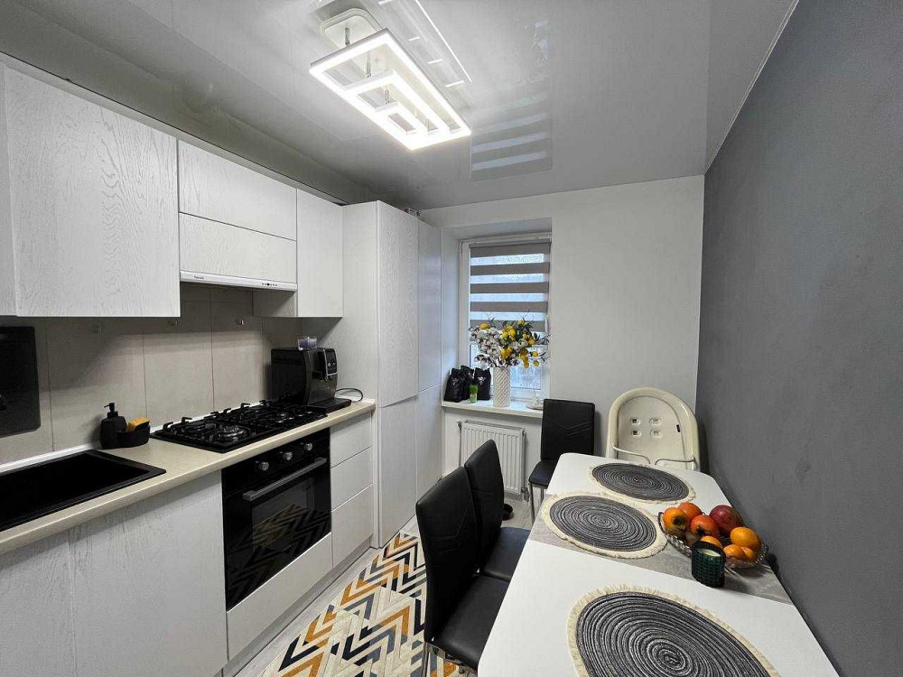 Продаж 2к квартири з виглядом на озеро, біля чубі буму Іvano-Frankivsk - photo 1