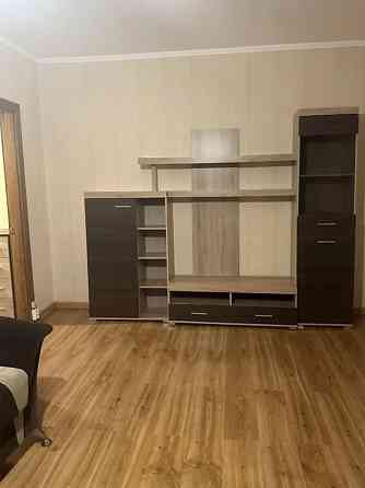 Затишна квартира в ГОЛОСІЇВСЬКОМУ районі на ДЕМІЇВЦІ Kyiv