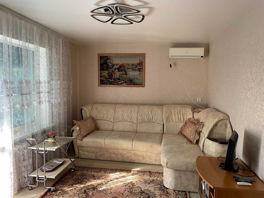 Продам велику 1-кімнатну квартиру Малий ринок Запоріжжя - зображення 1