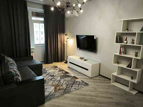 Нова однокімнатна. Перша оренда. Центр Чернігова. Світло-Є! Чернигов