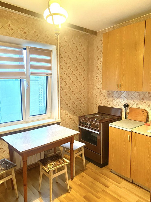 Метро Академгородок-3минутьі,Палладина,13 Киев - изображение 2