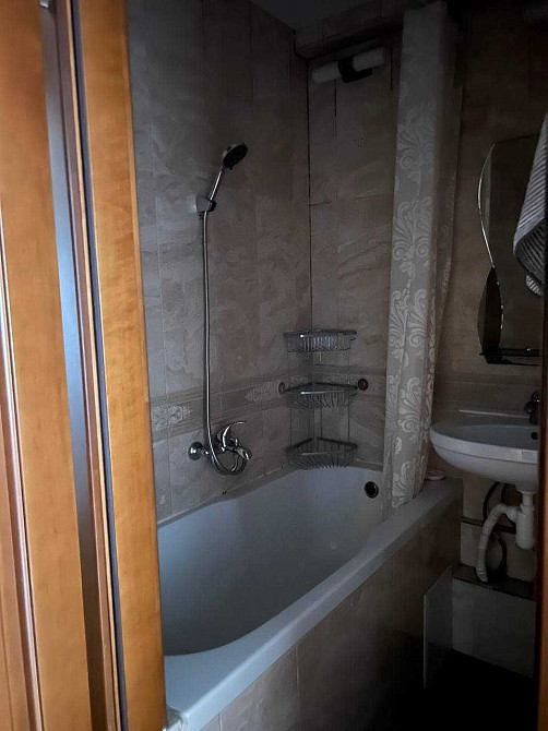 Здається вул. політехнічна 5, 2 комн. роздільна квартира. 19 000 грн Киев - изображение 4