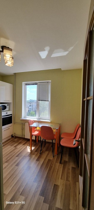 Сучасна квартира в Центрі . Ліфт працює . Херсон - зображення 2