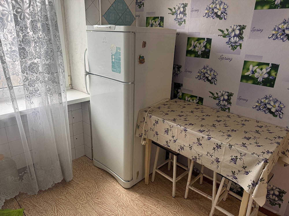 Сдам недорогую 1-х комн Квартиру  Левый берег Дніпро - зображення 8