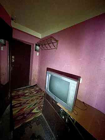 Продам 2к.квартиру Строителей Є-Відновлення Кам`янське (Запорізька обл.)
