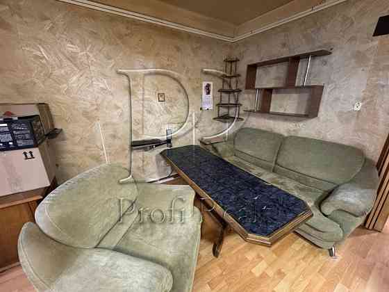 Продаж укомплек. 2 кімн.кварт Тичини Березняки поруч Русанівка Киев